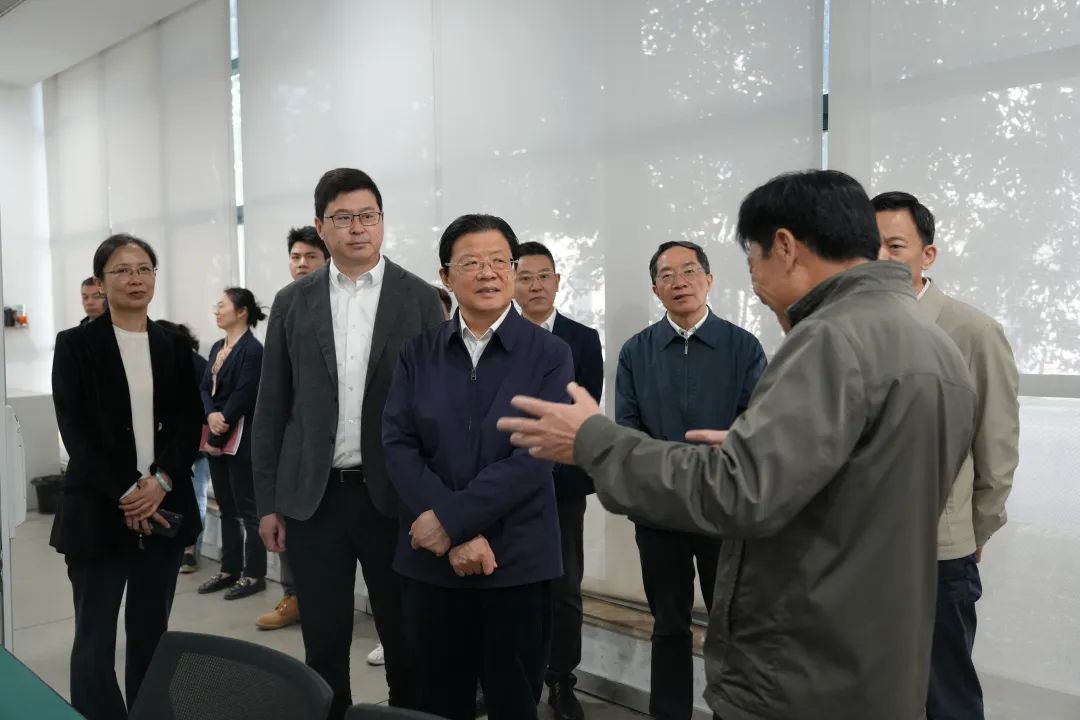 ef17f270dda32b2e709a7108aa1d5094.jpg